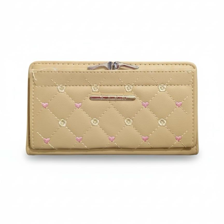 CARTERA BORDADA DE CORAZONES